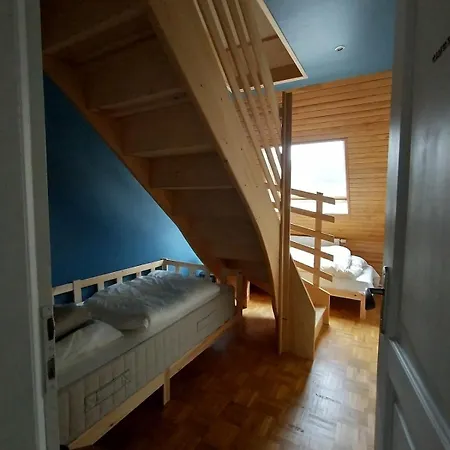 Au Numero 6 Obersteinbach